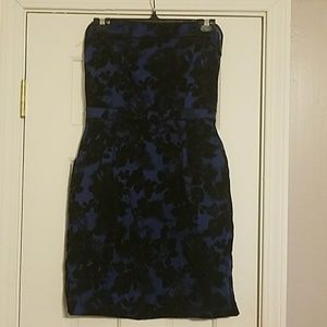 NWOT strapless velvet dress